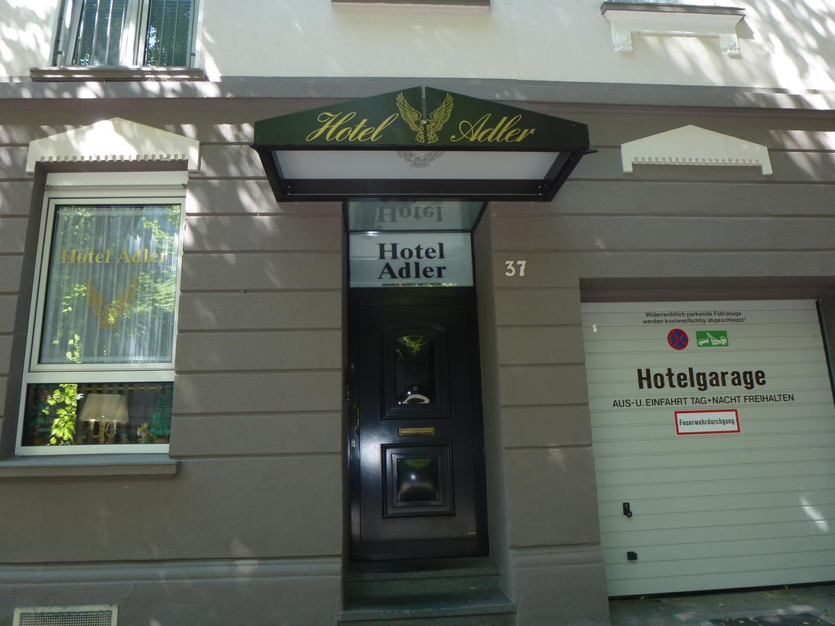 Hotel Adler Дюссельдорф Экстерьер фото